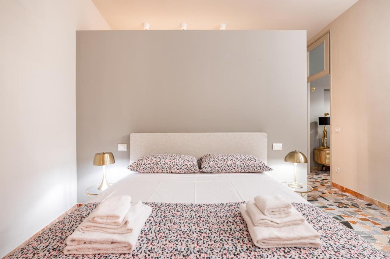 Apartamento Book Now! A 1 Min Walk From Duomo Of *
